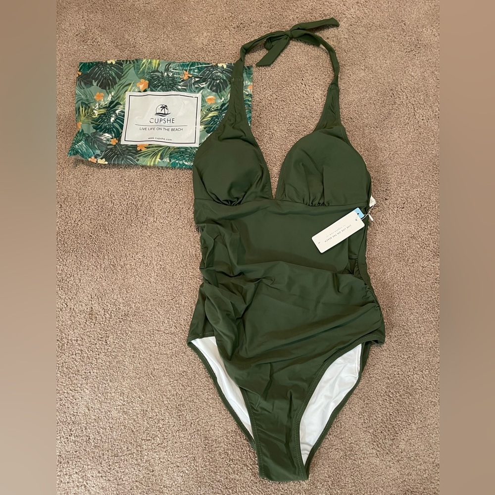 Cupshe Mossy Green Ruched One-Piece Swimsuit, Army Green, Size L. NWT